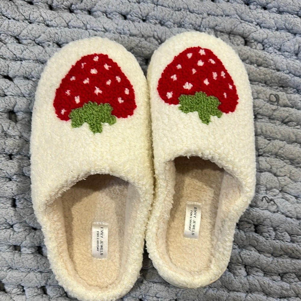 Cozy Cream Slippers with Strawberry Design